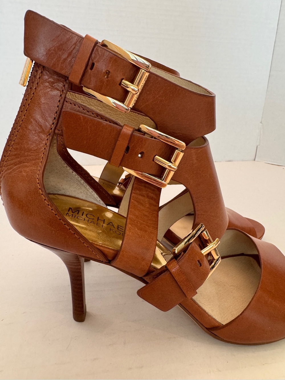 Michael Michael Kors Lucinda Brown Leather Strap Heels 8.5 M Sandals Gold Buckle - Picture 7 of 11